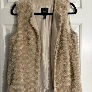 Forever 21 Beige Faux Fur Vest